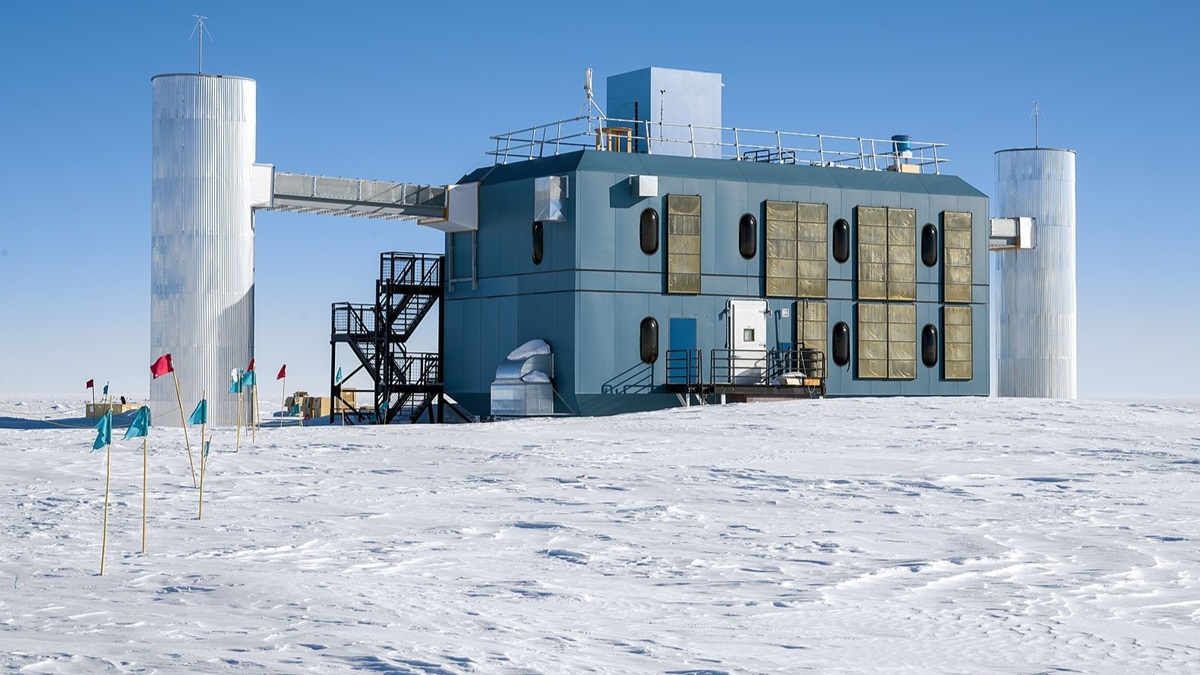 neutrino observatory building at south pole ice snow antarctica