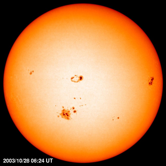 050516 sunspots 4