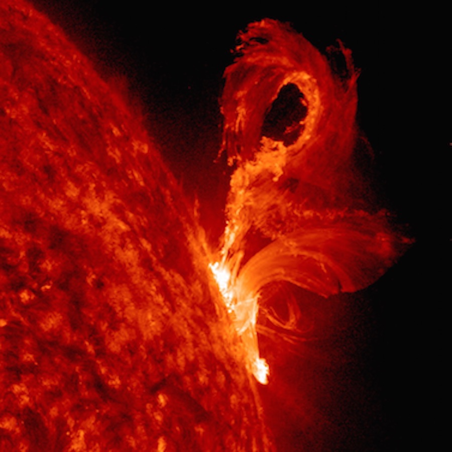 How a solar flare nearly triggered a nuclear war - Cosmos Magazine