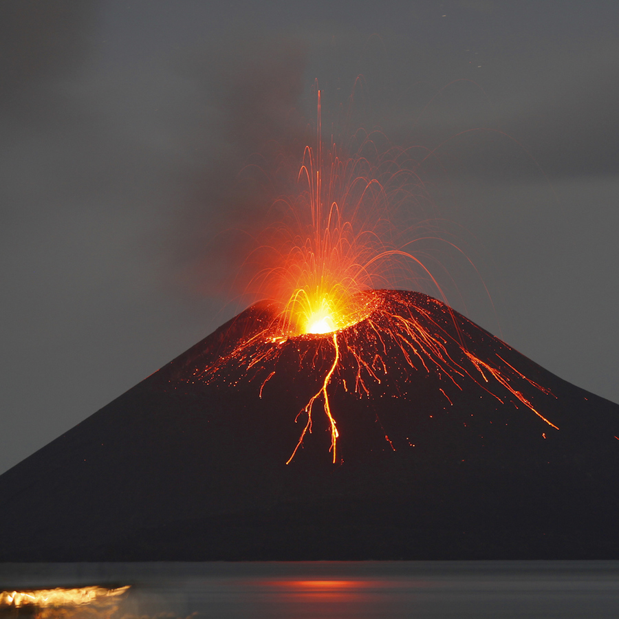 131216 volcano p