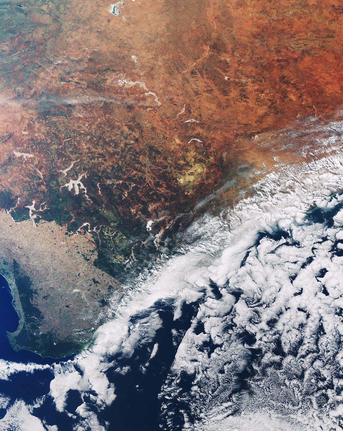 A dazzling view of the southwest corner of the Australian continent.