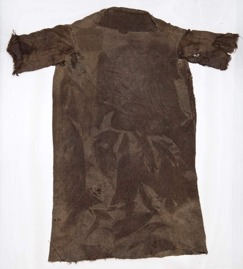 A tunic from 300 bce.