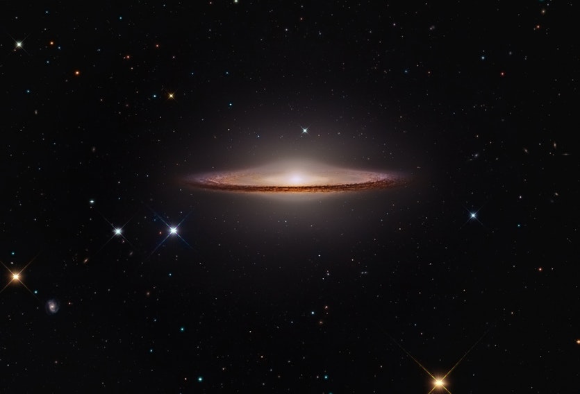 Hubble Captures Incredible Photo Of The 'Sombrero' Galaxy - Cosmos Magazine