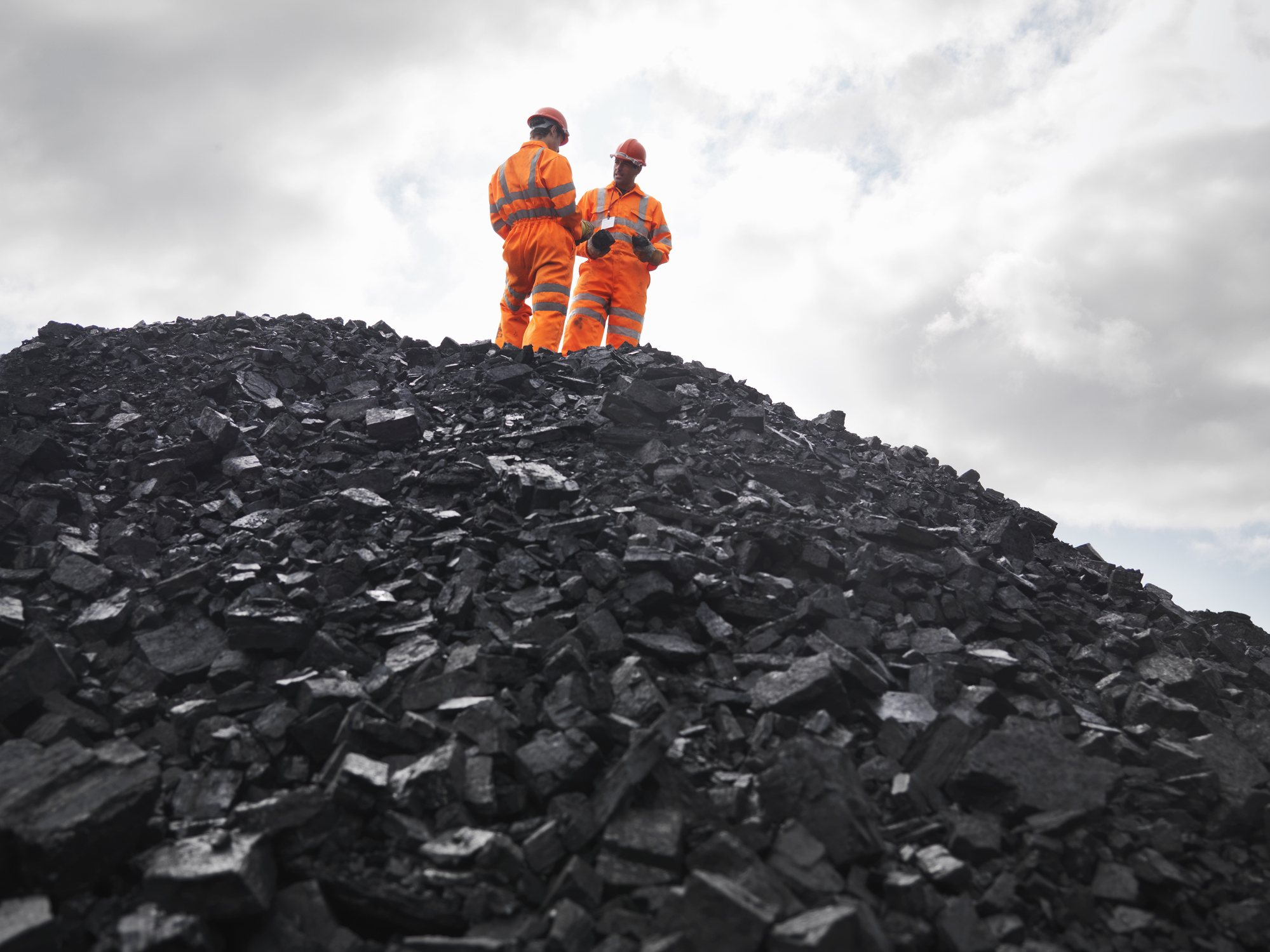 Организации угольной промышленности. Куча угля. Гора угля. Много угля. Груда угля.