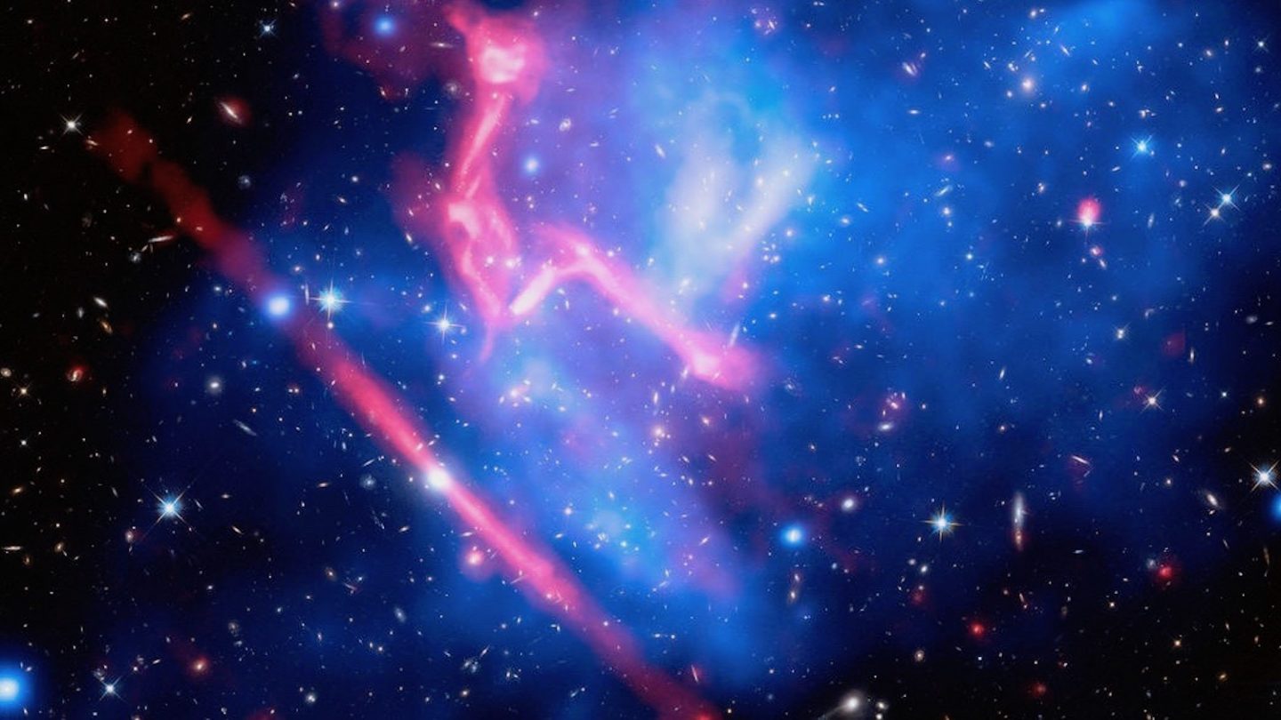 Bright galaxy clusters on dark background