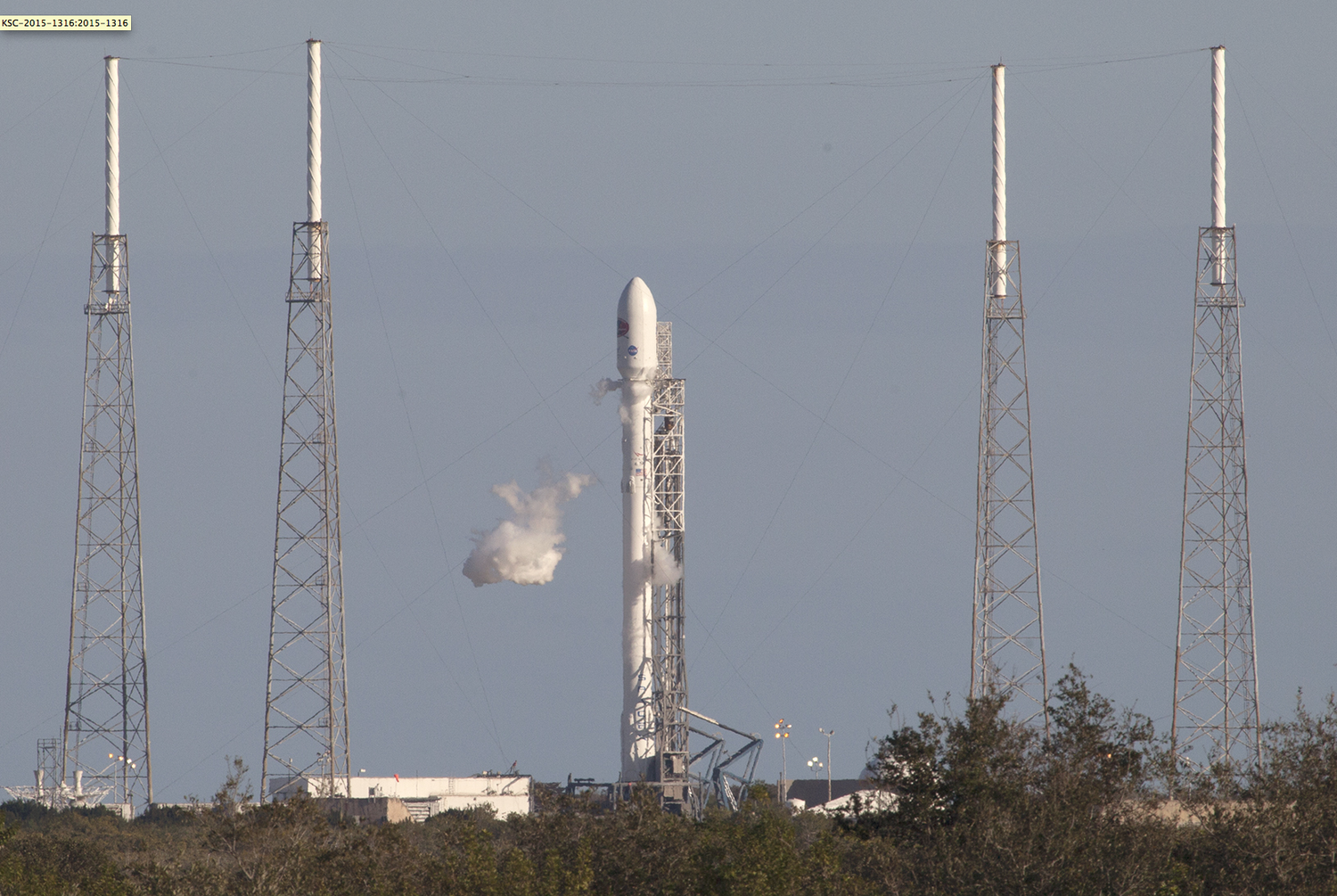 SpaceX launch delayed due to bad weather