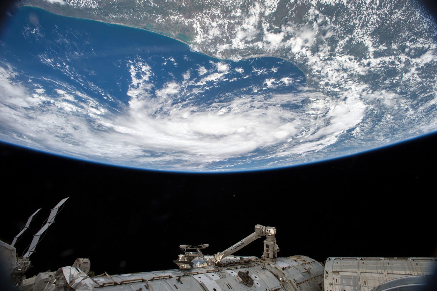 Tropical Storm Bill From The International Space Station - Cosmos Magazine