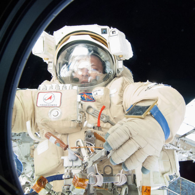 how-do-spacesuits-keep-astronauts-safe-cosmos-magazine