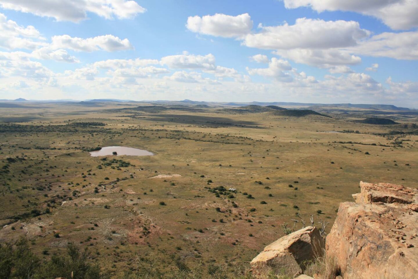 Fairydale, bethulie is one of the extensively studied permo-triassic boundary sites in south africa's karoo basin.