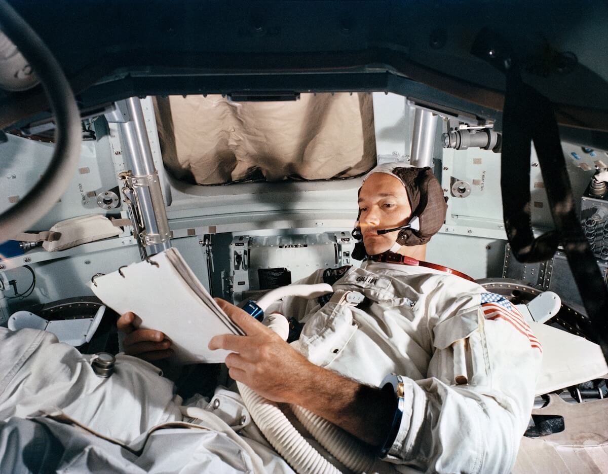 astronaut Collins dies