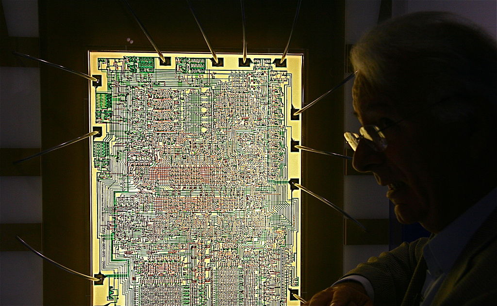 1024px man who designed the worlds first microprocessor