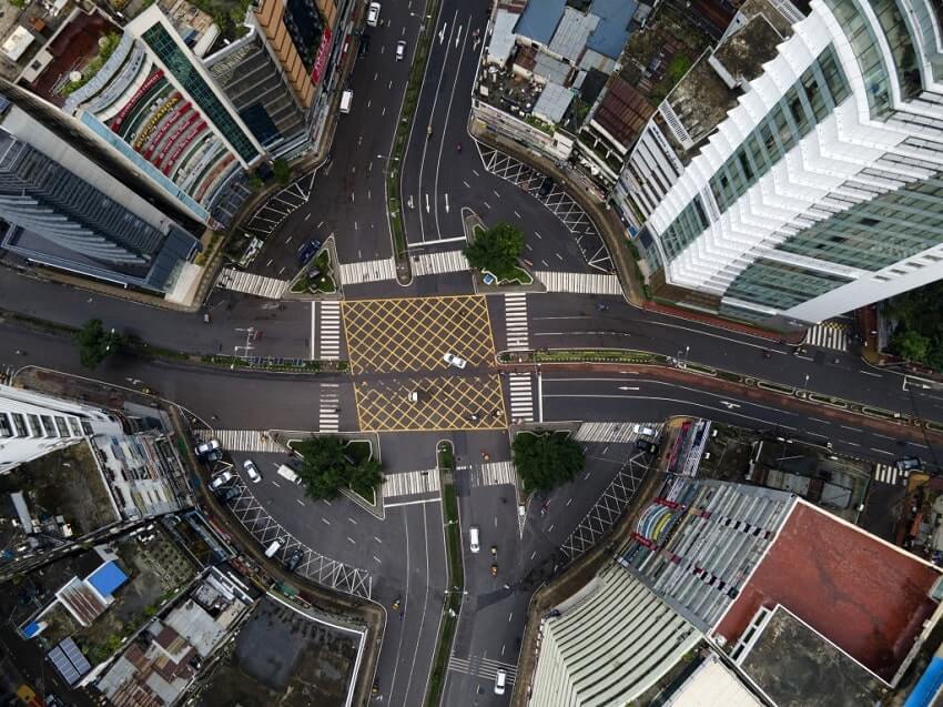 Aerial view of empty road after bangladeshi authorities ordered a new strict lockdown to contain the spread of coronavirus