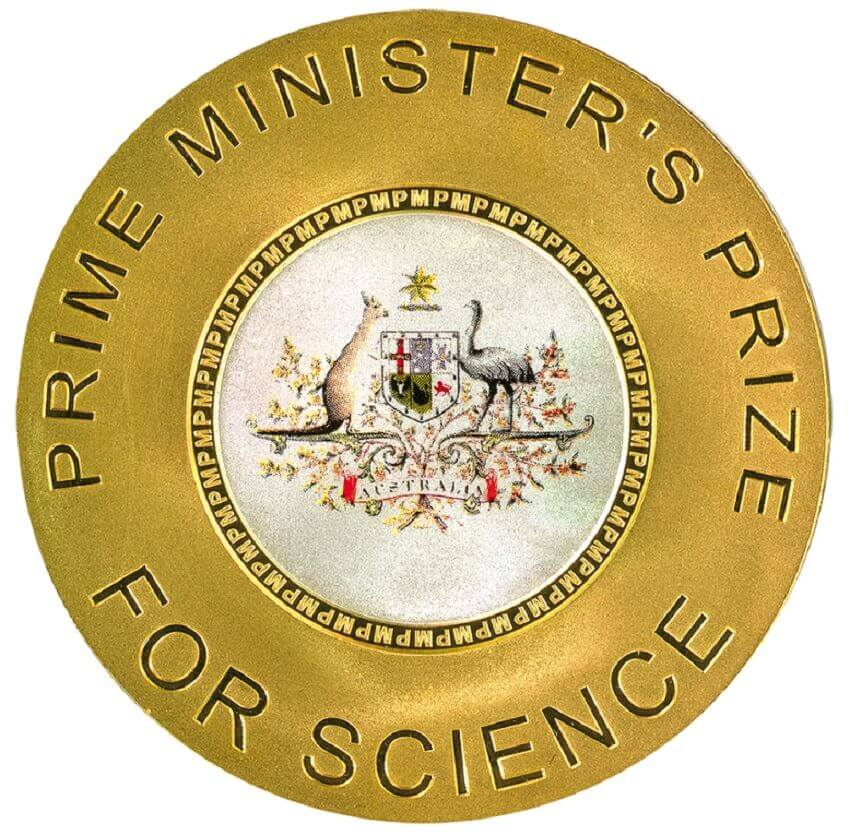 Medallion with australian government logo reading prime minister's prize for science