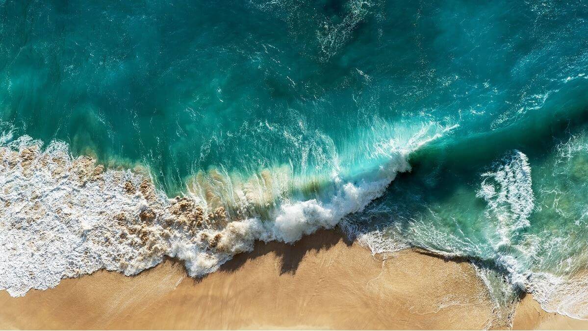 Ocean crashing on shore