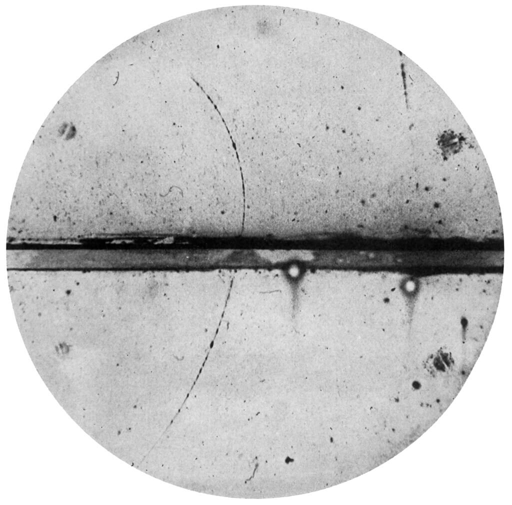 Black and white view of particle track