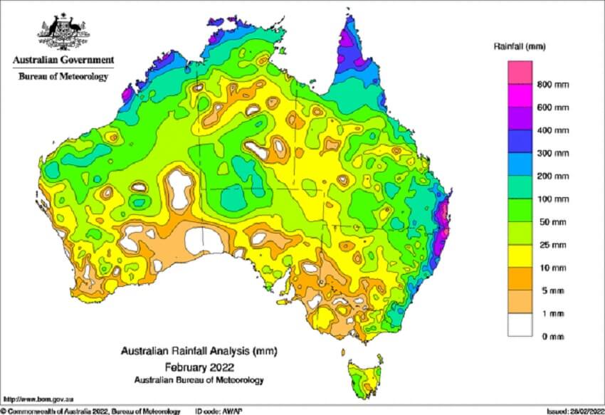 Map of australia with rainfall totals for february, eastern australia recording over 800 mm in a month