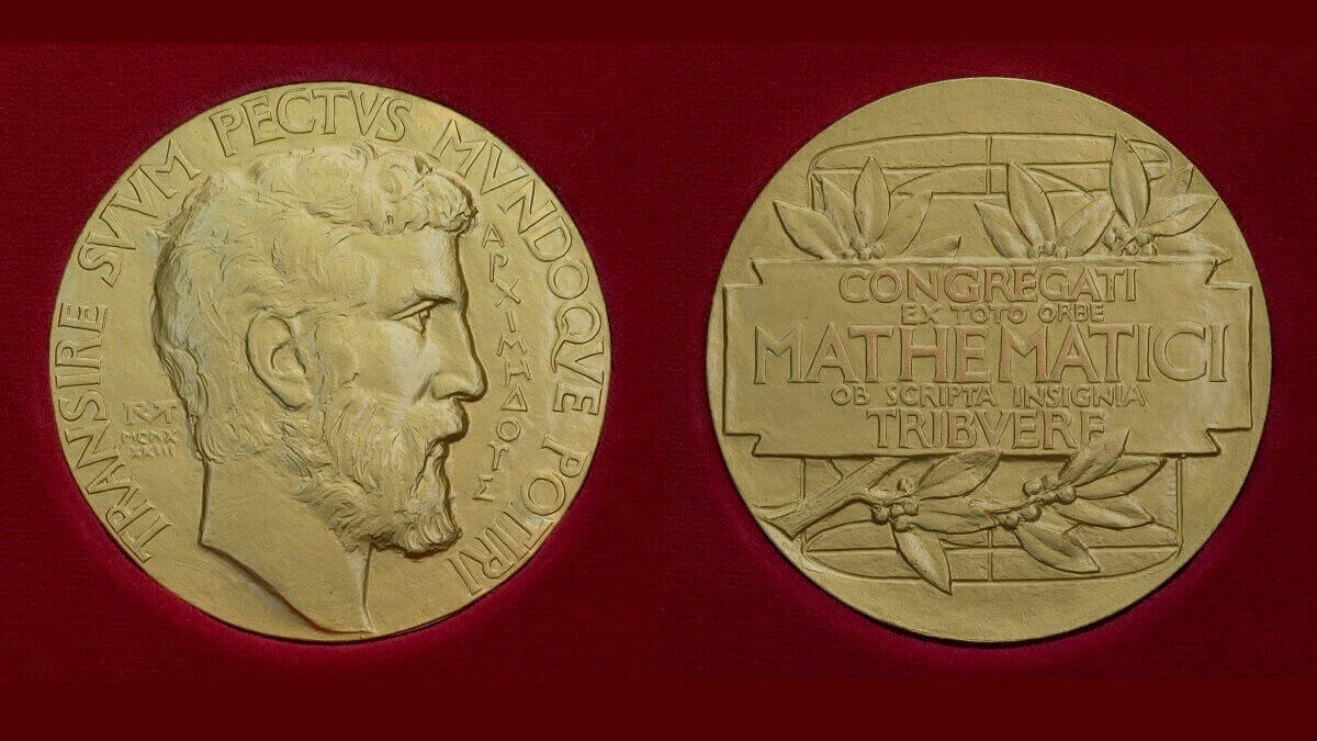 front and reverse of Fields Medal